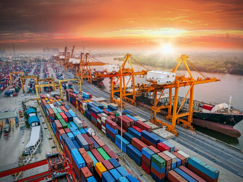 AR shipping